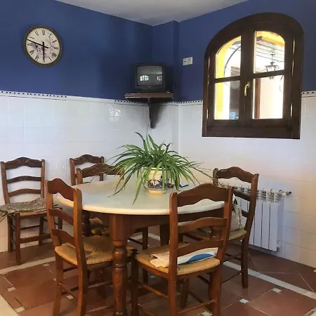 Paredejas Del Rey Holiday home Priego De Cordoba